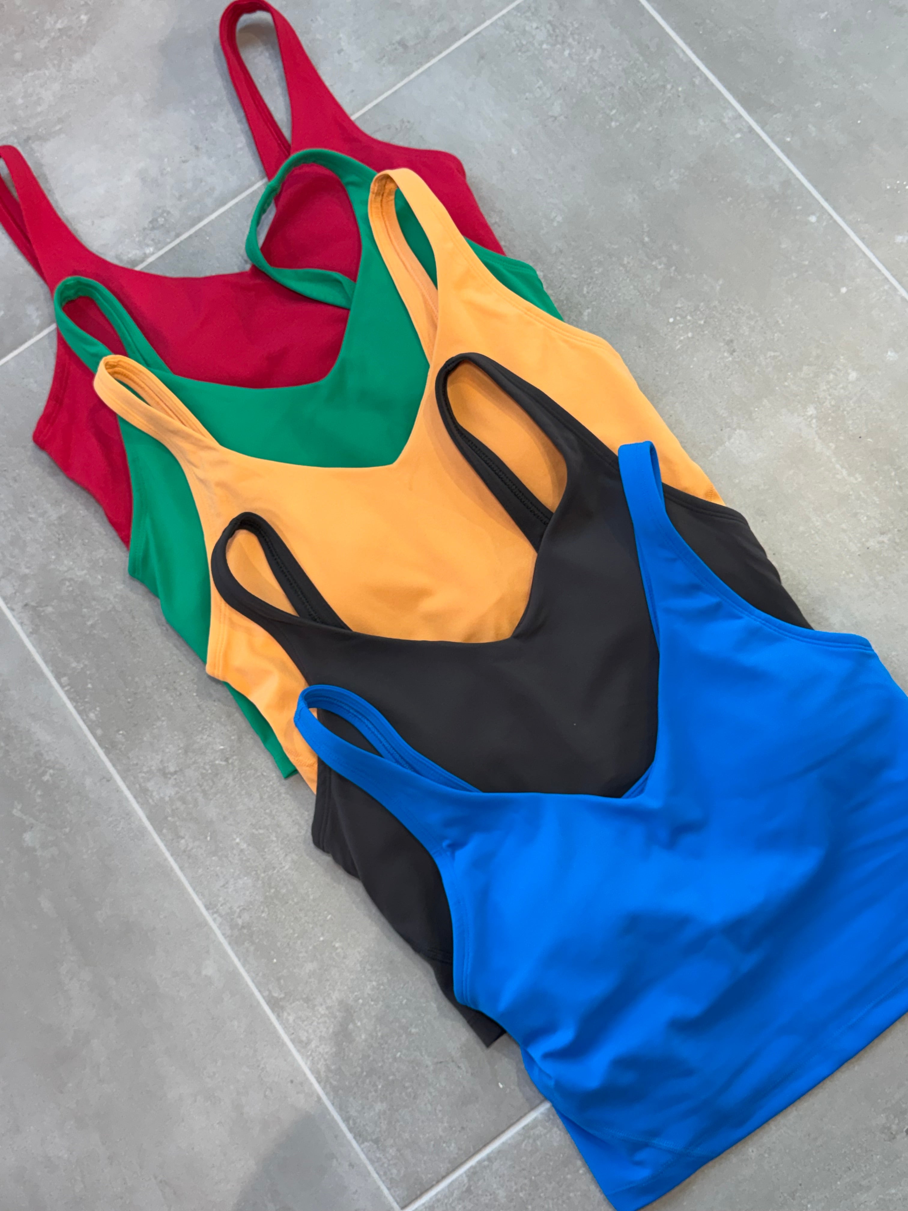 Sport Tops