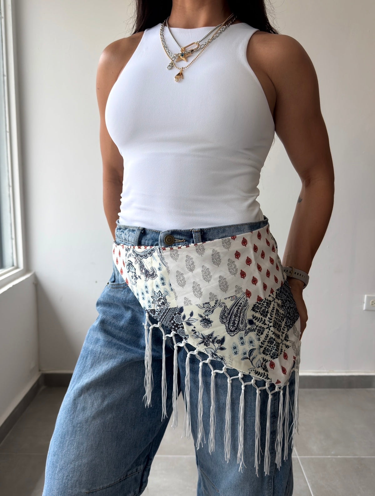 White Print Fringes Scarf