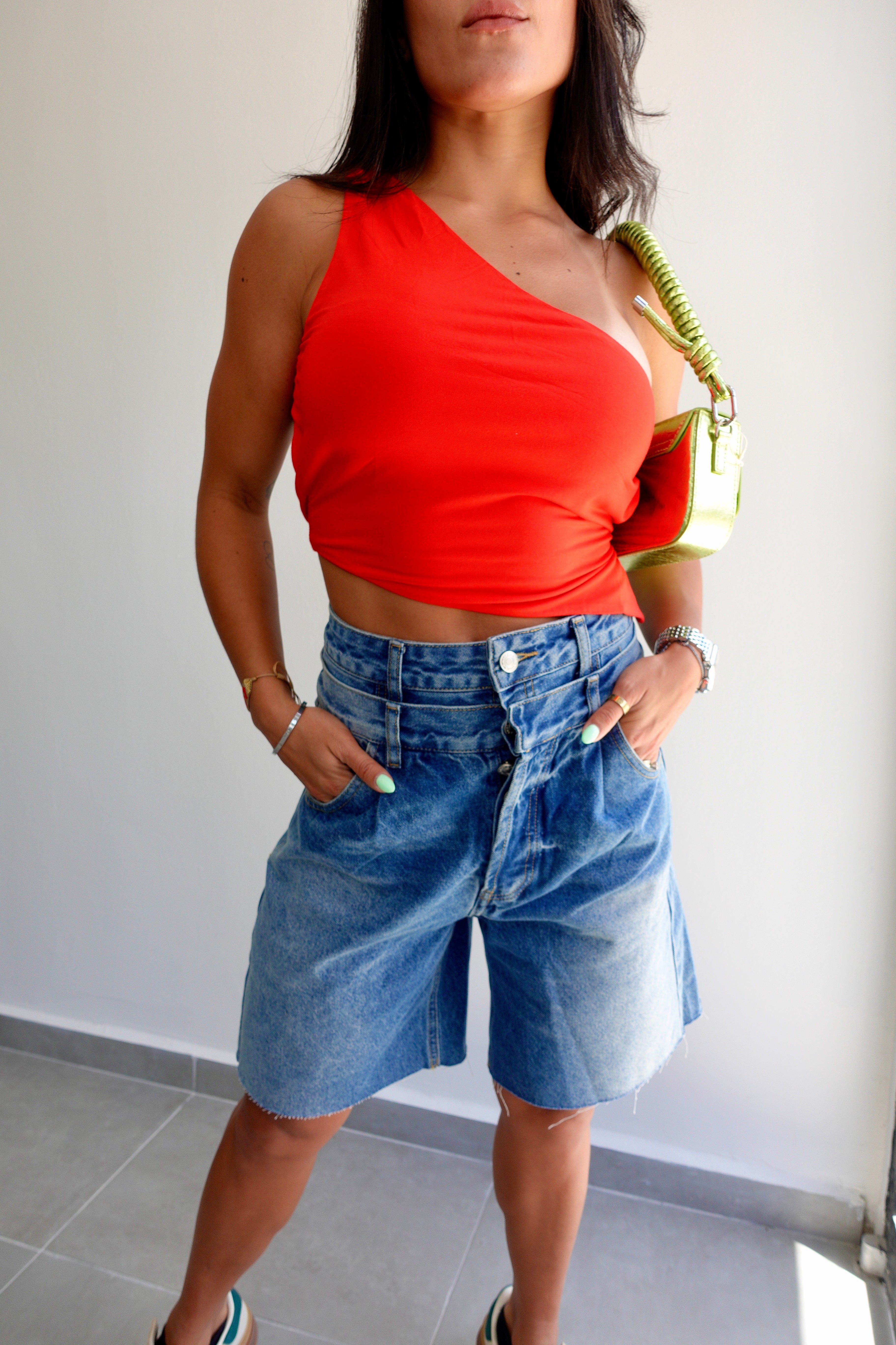 1 LARGE! Flame Asymmetric Top