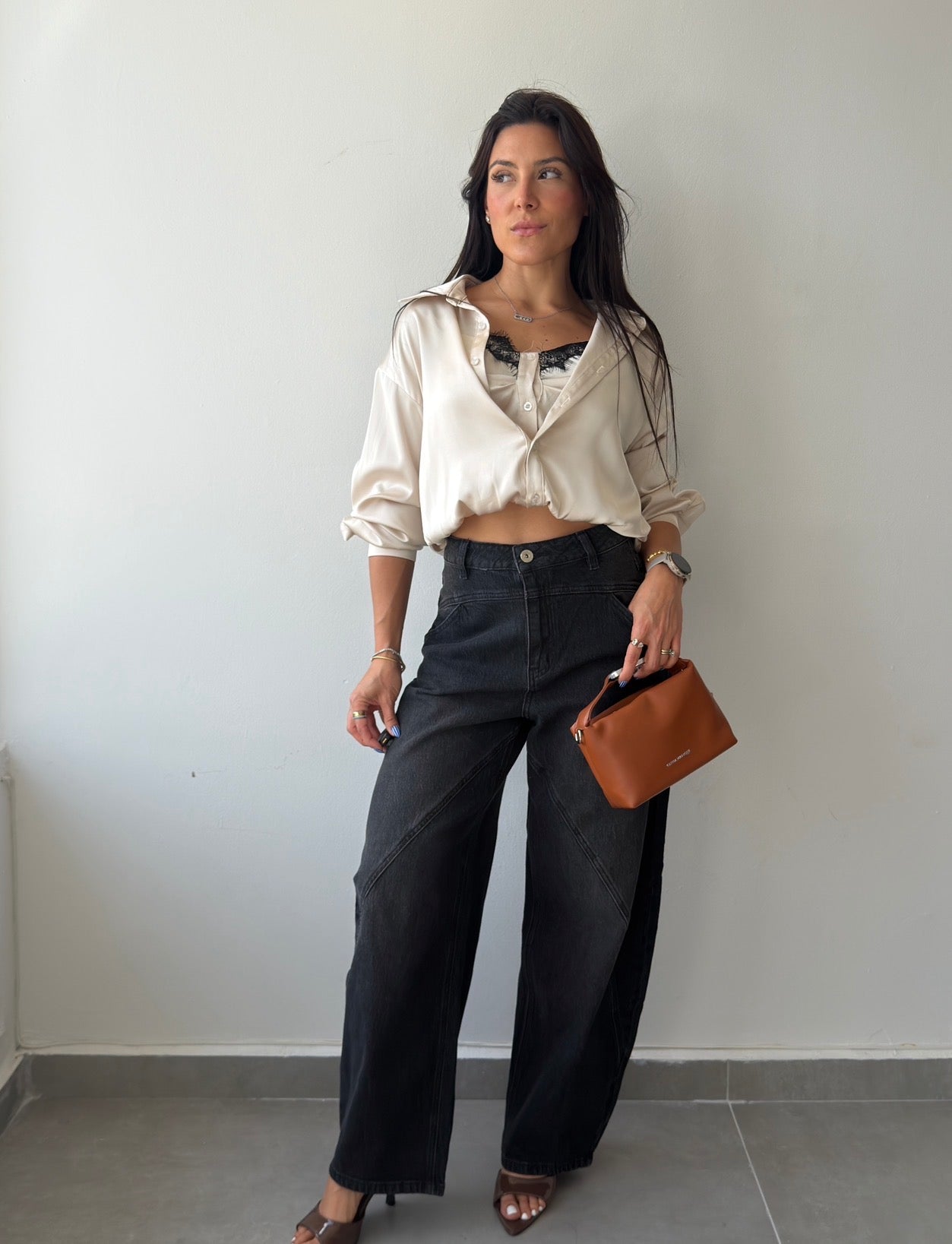 Black Barrel Jeans