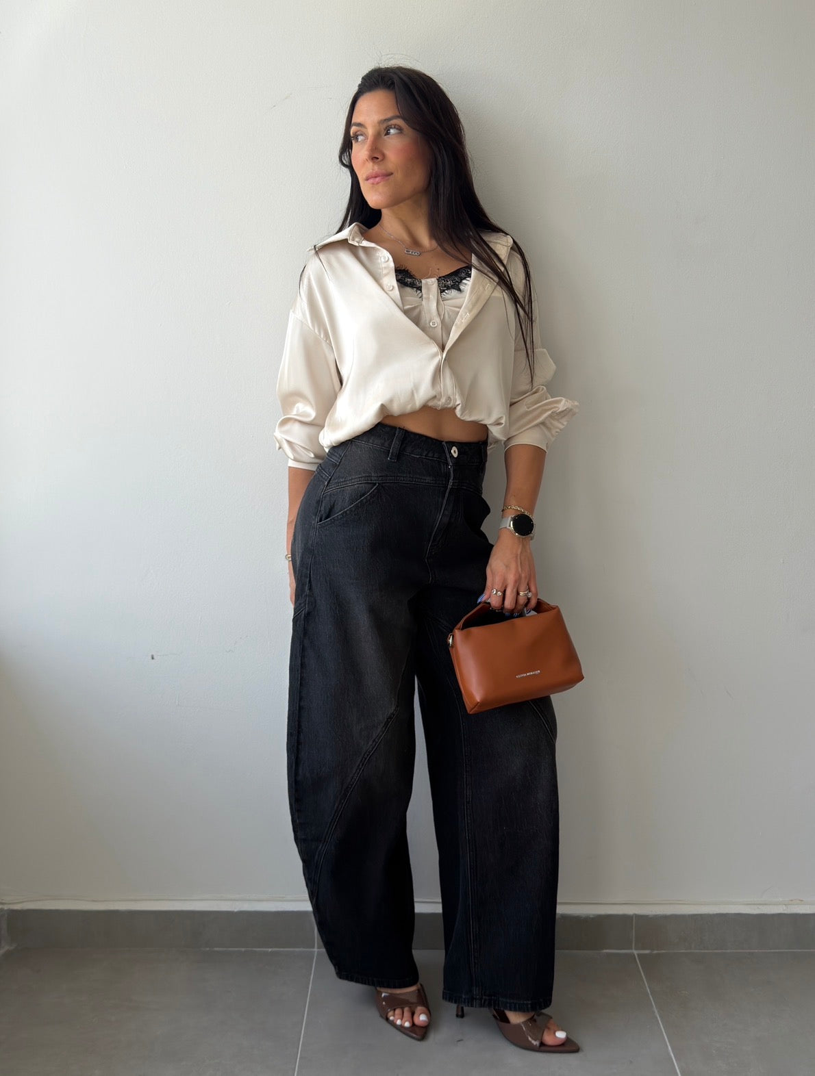 Black Barrel Jeans