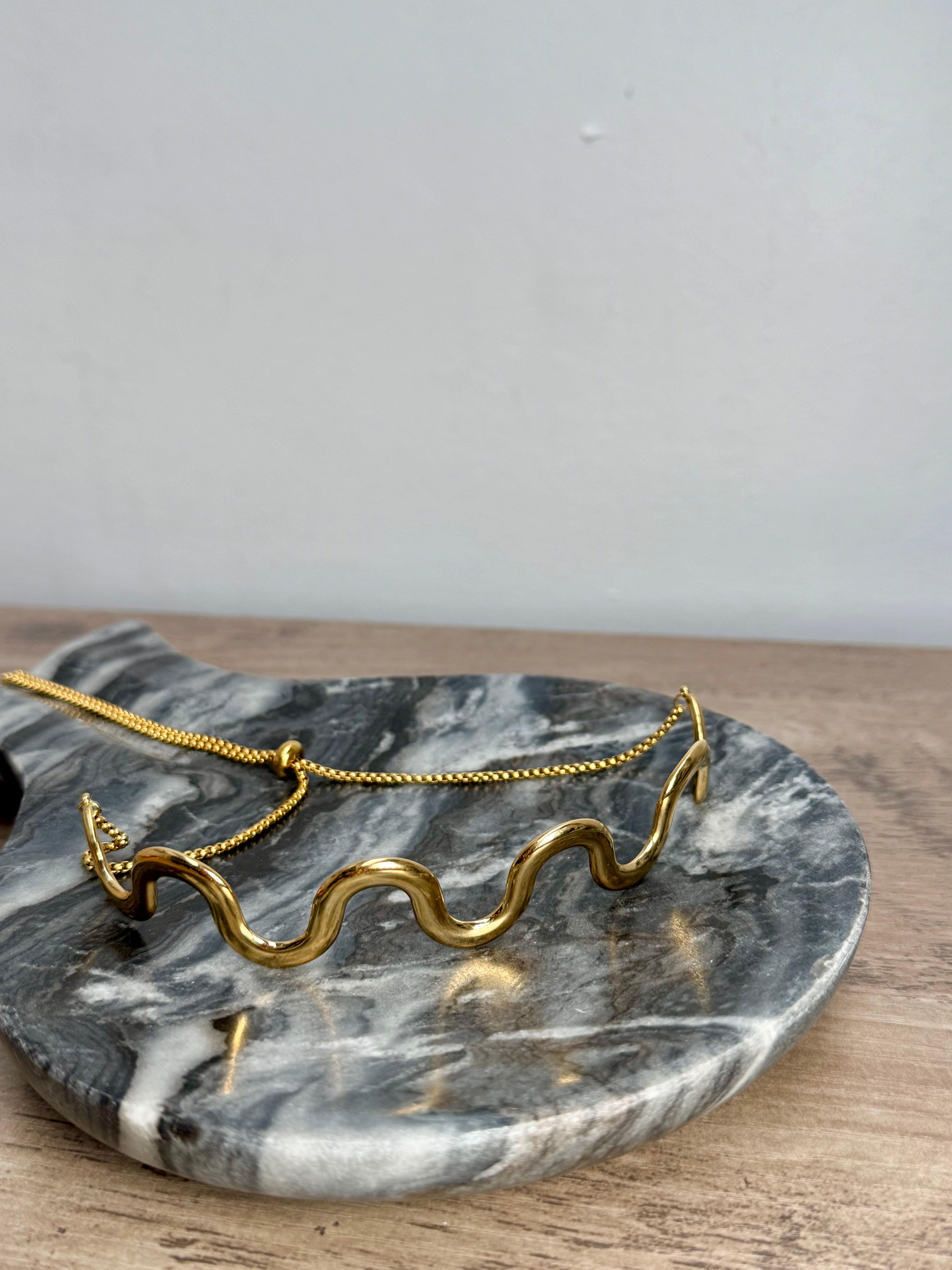 Waves Gold Choker
