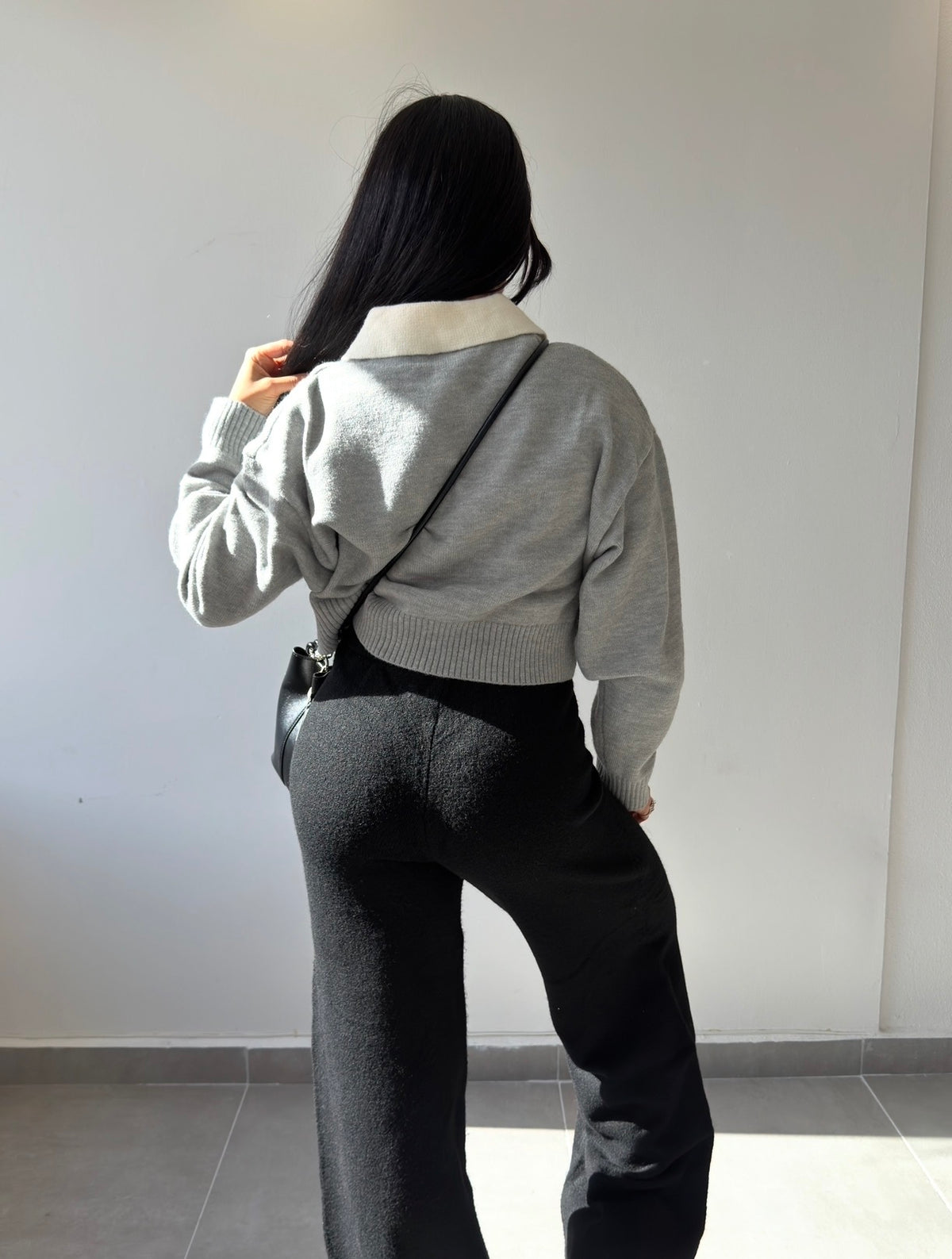 Grey Contrast Collar Sweater Top