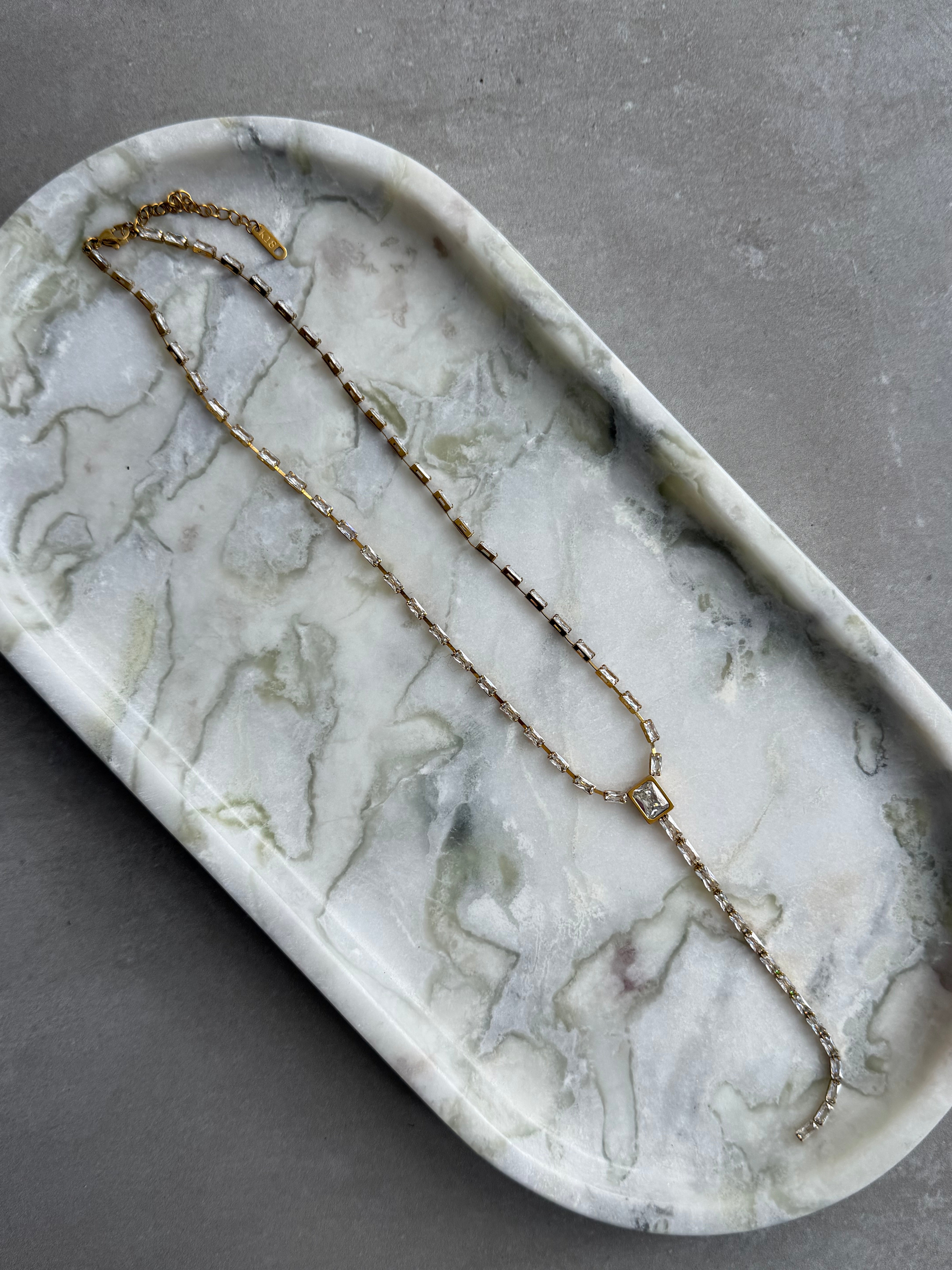 Crystal Lariat